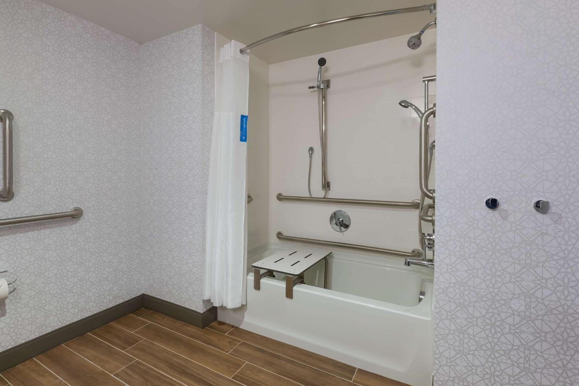 Hampton Inn Cape Cod Canal Bourne Εξωτερικό φωτογραφία